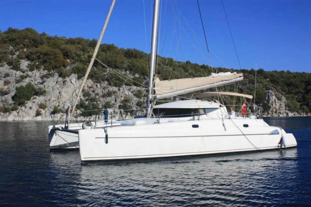 athena 38 catamaran review